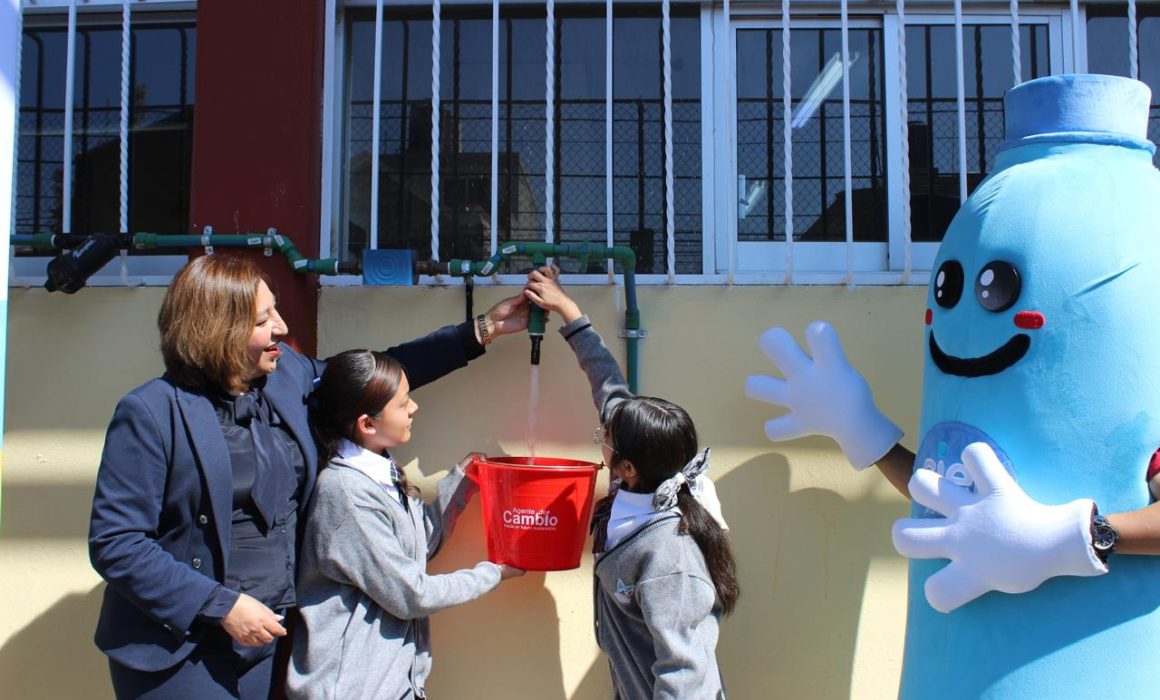 escuelas con agua